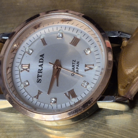 Strada Gold and Silver Watch - Picture 7 of 12